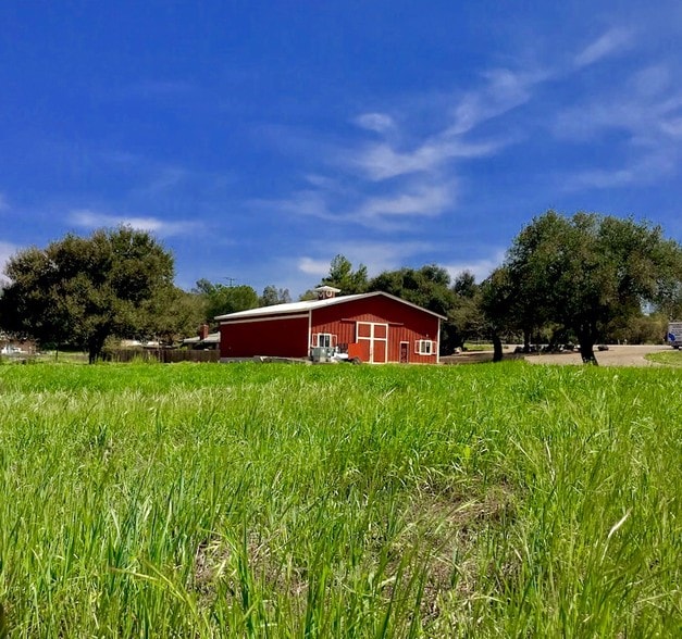 17718 Highway 67, Ramona, CA for lease - Building Photo - Image 1 of 7