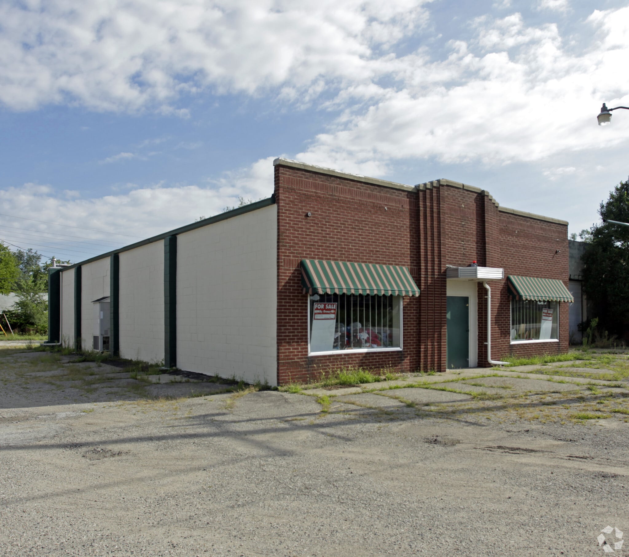 28445 Old Us-33, Elkhart, IN for sale Primary Photo- Image 1 of 3