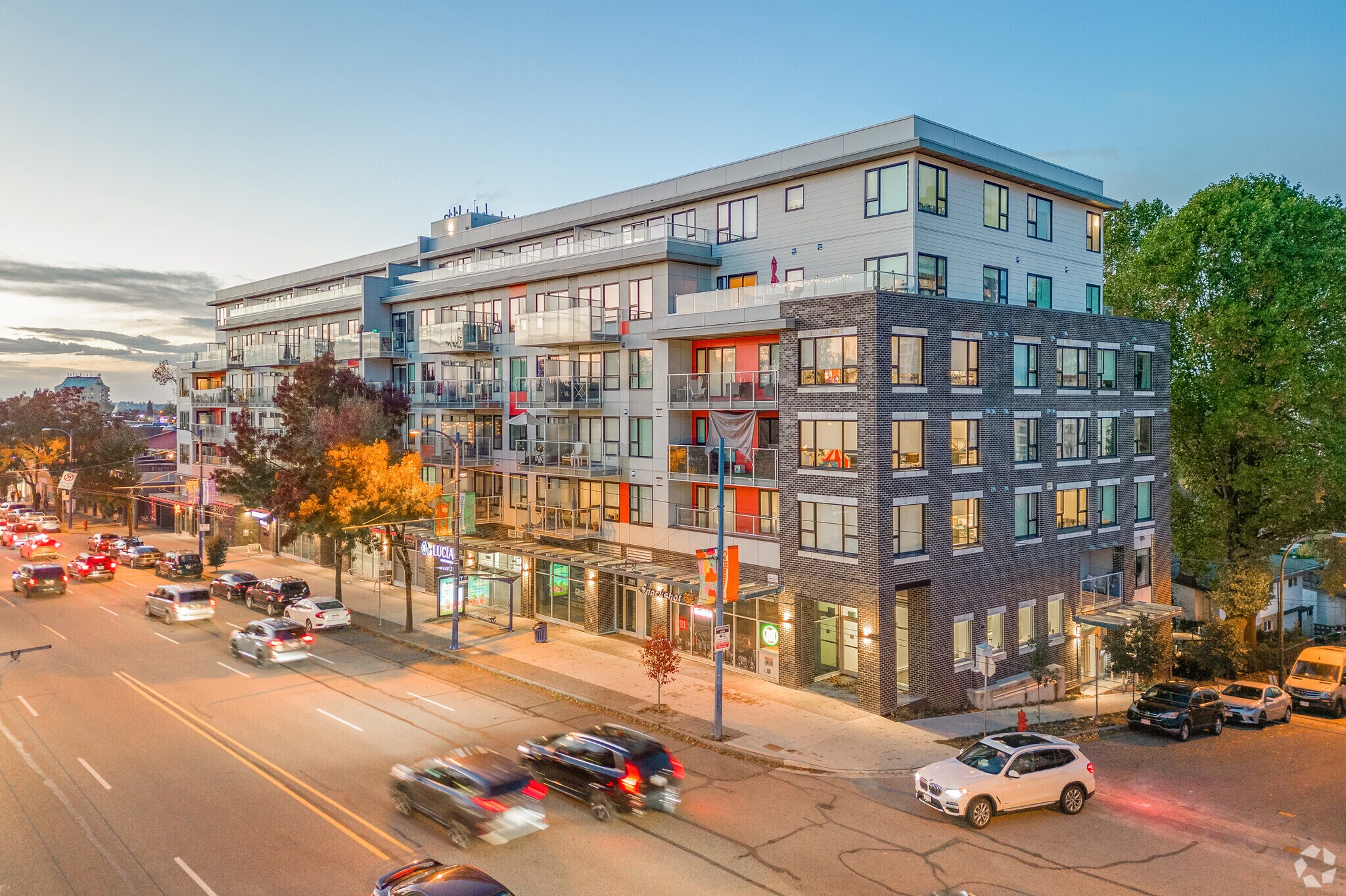 3583 Kingsway, Vancouver, BC à vendre Photo du bâtiment- Image 1 de 1