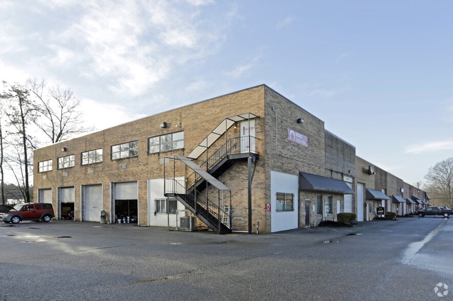 7708-7732 Old Alexandria Ferry Rd, Clinton, MD à louer - Photo du bâtiment - Image 2 de 23
