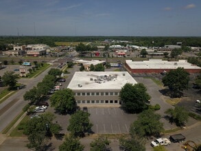 8066 Walnut Run Rd, Cordova, TN - AERIAL  map view