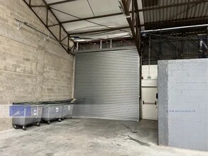 Flex in Gennevilliers for lease Interior Photo- Image 1 of 5