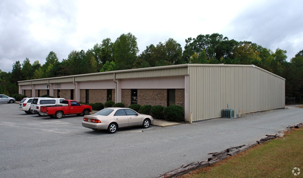 5731 Miller Ct, Columbus, GA for lease - Building Photo - Image 1 of 7