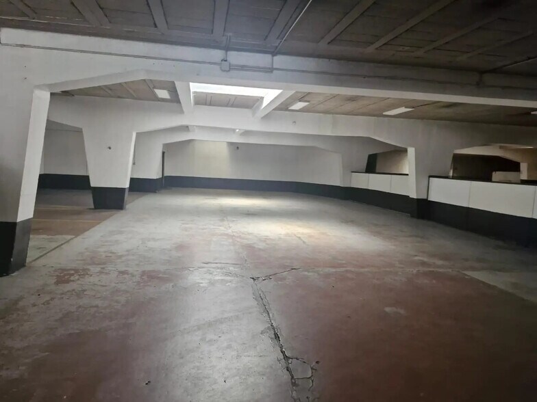 116 Rue Edmond Rostand, Marseille à louer - Photo intérieure - Image 2 de 4