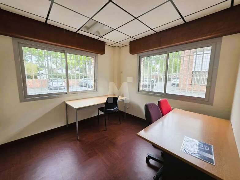 Office in Évry-Courcouronnes for lease - Interior Photo - Image 2 of 4