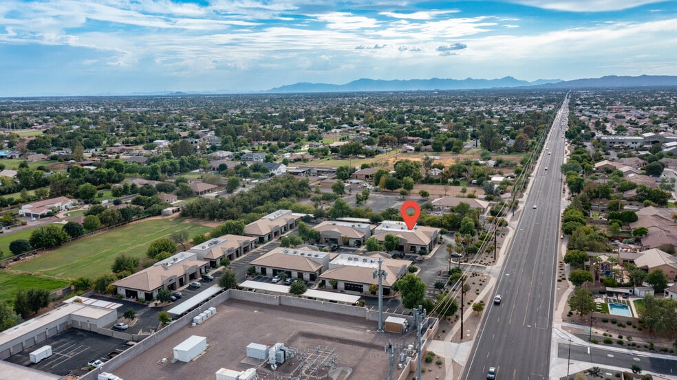 633 E Ray Rd, Gilbert, AZ à vendre - Photo du bâtiment - Image 3 de 10