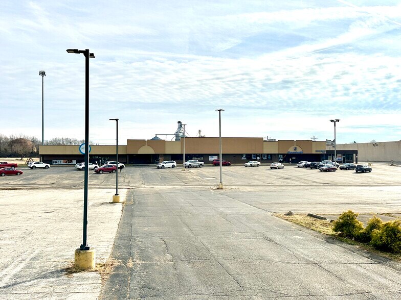 1507 N Bowman, Danville, IL à louer - Photo du bâtiment - Image 2 de 2