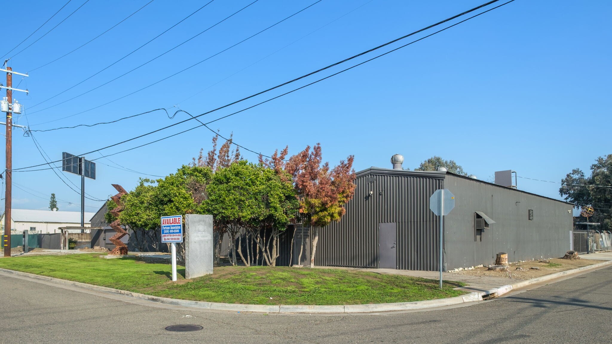 1520-1528 N Sierra Vista Ave, Fresno, CA à vendre Photo principale- Image 1 de 22