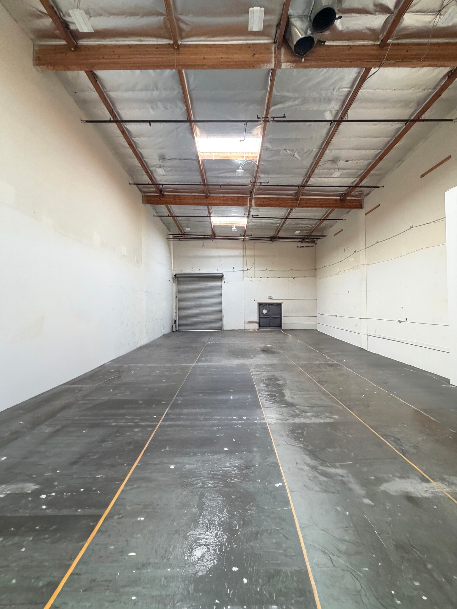 9455 De Soto Ave, Chatsworth, CA for lease Building Photo- Image 1 of 5