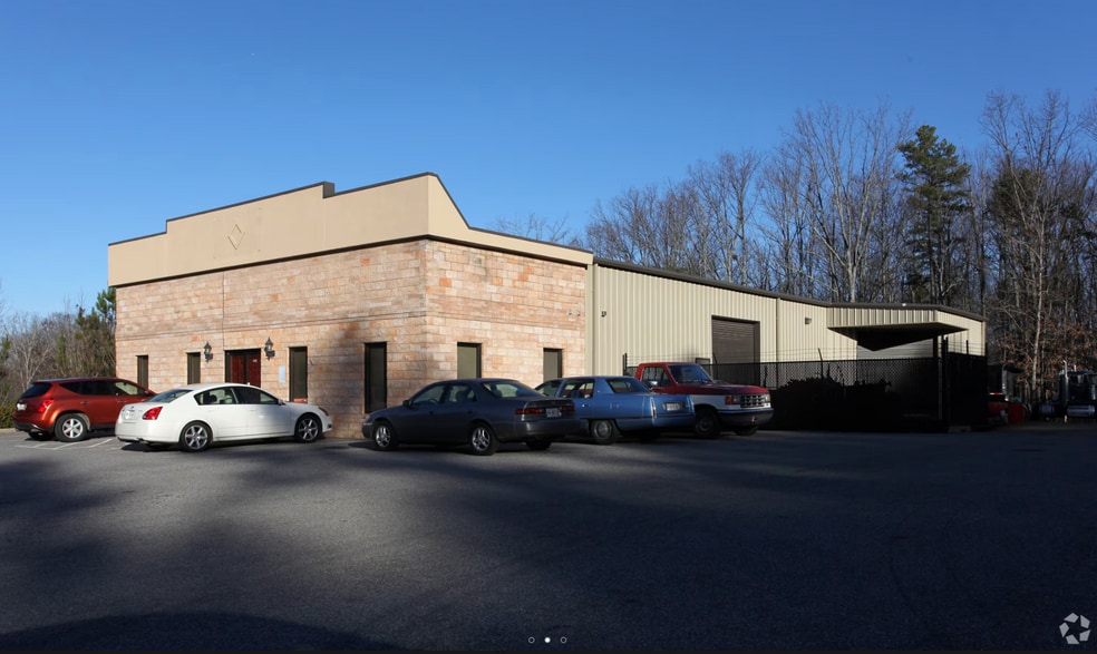 2725 Northgate Ct, Cumming, GA for lease - Building Photo - Image 2 of 3