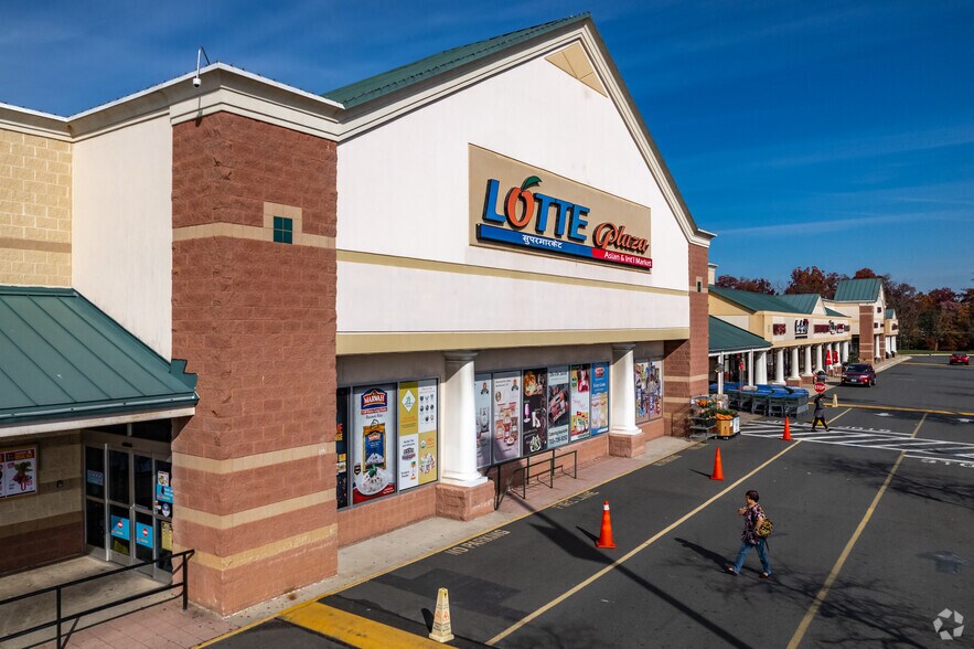 43930 Farmwell Hunt Plz, Ashburn, VA à louer - Photo du bâtiment - Image 3 de 6