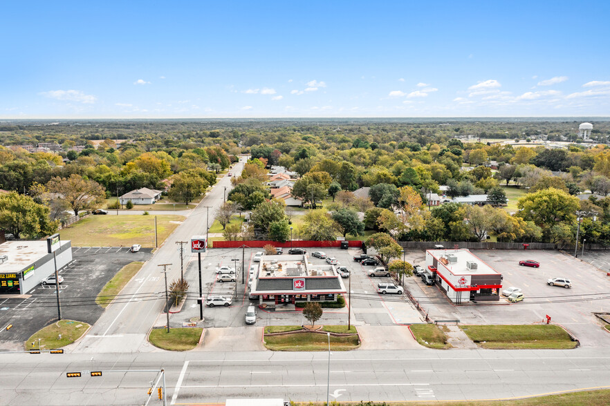 2133 Texoma Pky, Sherman, TX for sale - Building Photo - Image 3 of 5