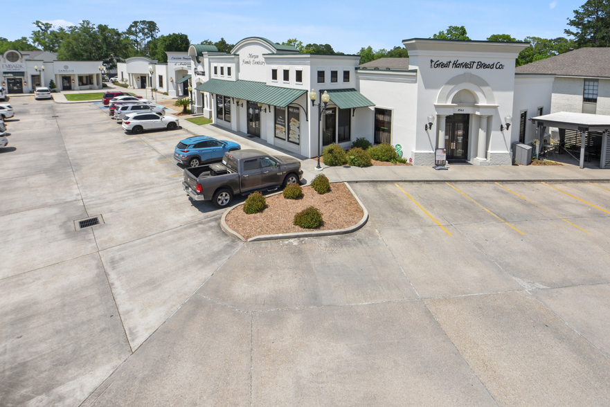 854 Kaliste Saloom Rd, Lafayette, LA for lease - Building Photo - Image 1 of 3