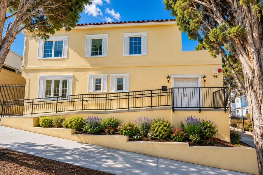 1112 N Sherbourne Dr, West Hollywood, CA à louer - Photo du bâtiment - Image 3 de 20