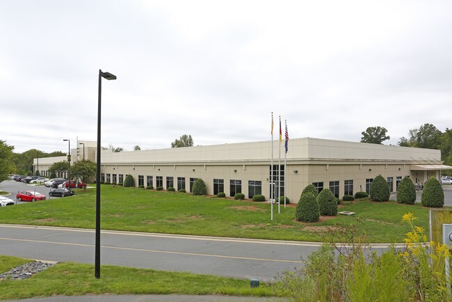 Plus de détails pour 1830 Macmillan Park Dr, Fort Mill, SC - Bureau à vendre