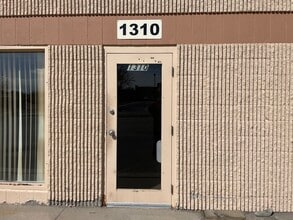 1310-1312 Valley St, Colorado Springs, CO for lease Interior Photo- Image 1 of 4