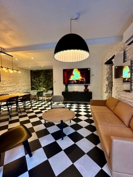 Office in Toulouse for lease - Interior Photo - Image 3 of 8