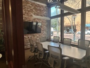 112-114 E 1st St, Fort Worth, TX for lease Interior Photo- Image 1 of 5