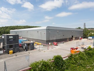 Plus de détails pour Moulsecoomb Way, Brighton - Industriel à louer