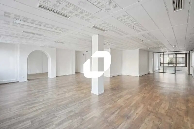 125 Rue Aristide Briand, Levallois-Perret à louer Photo du bâtiment- Image 1 de 32