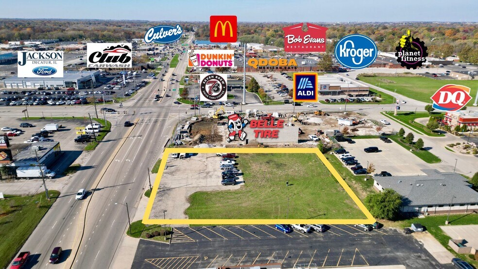 640 Pershing, Decatur, IL for sale - Building Photo - Image 1 of 8