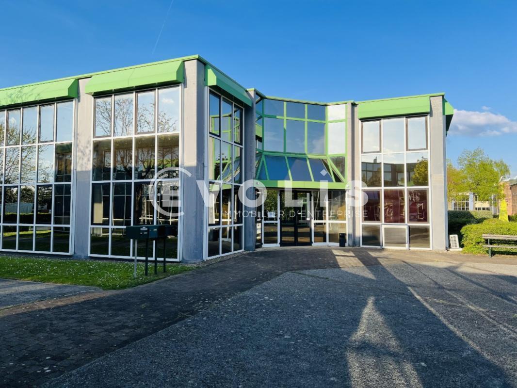 Office in Saint-Thibault-des-Vignes for lease Building Photo- Image 1 of 21