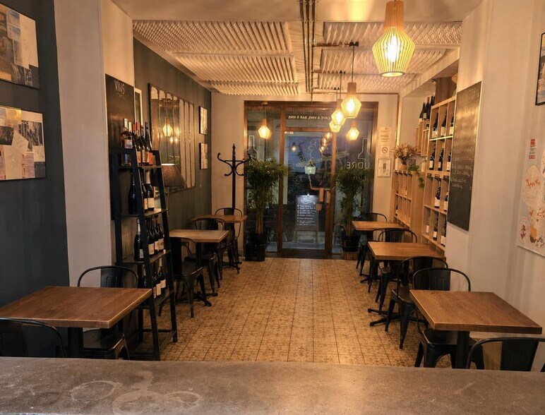 Rue Du Chateau D'Eau, Paris à louer - Photo du bâtiment - Image 2 de 3