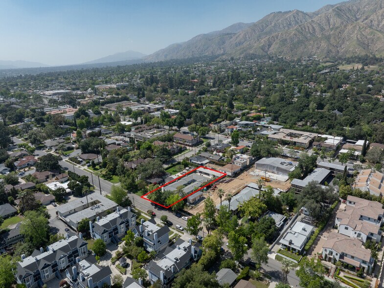 463 Mariposa Ave, Sierra Madre, CA for sale - Building Photo - Image 3 of 21