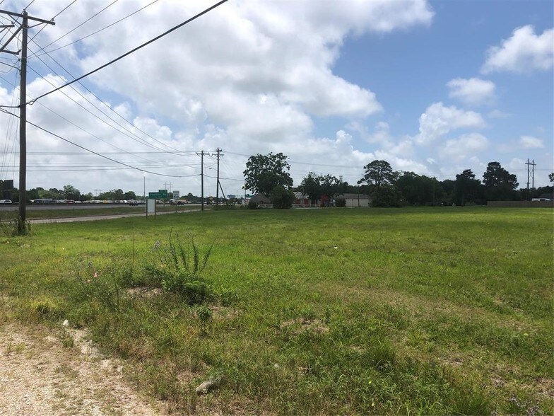 4101 Kirby Dr, La Marque, TX à louer - Photo du bâtiment - Image 3 de 10