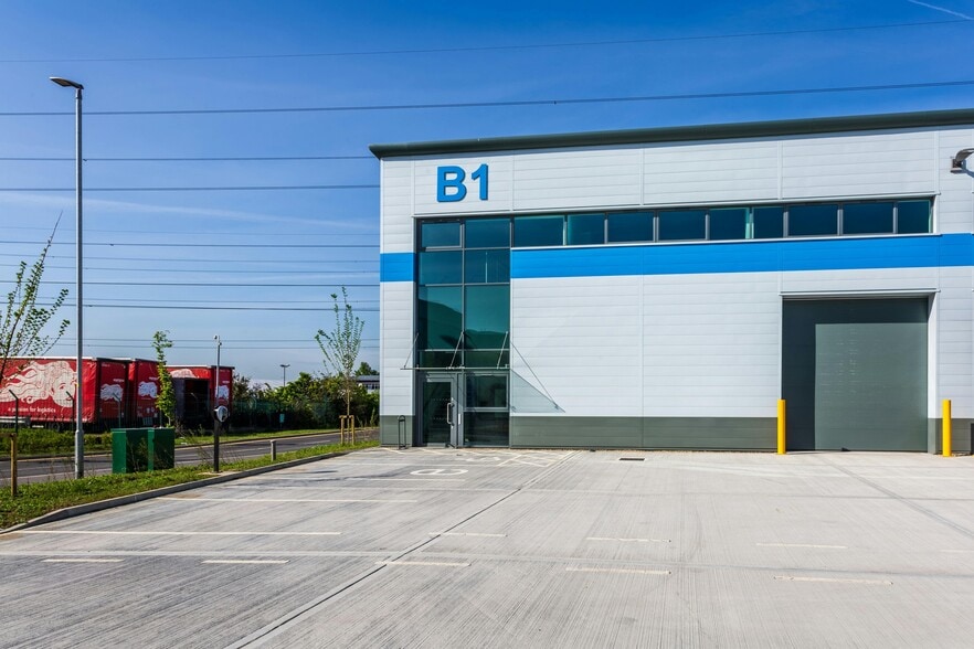 4A Shield Rd, Dartford for lease - Building Photo - Image 3 of 89