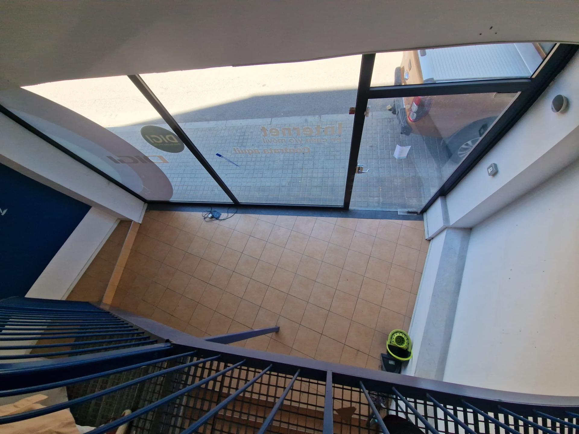 Retail in Sabadell, Barcelona for lease Interior Photo- Image 1 of 1