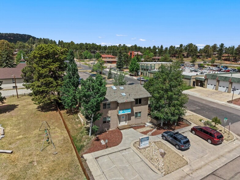 250 N Center St, Woodland Park, CO à vendre - Aérien - Image 1 de 12