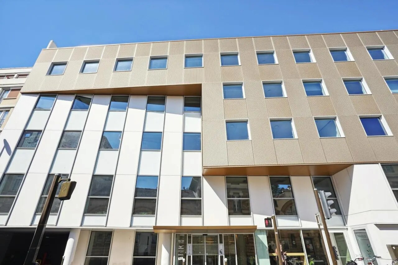 Bureau dans Boulogne-Billancourt à louer Photo du bâtiment- Image 1 de 14