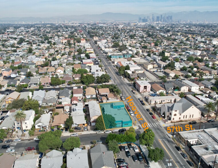 805 W 57th St, Los Angeles, CA for lease - Building Photo - Image 1 of 9