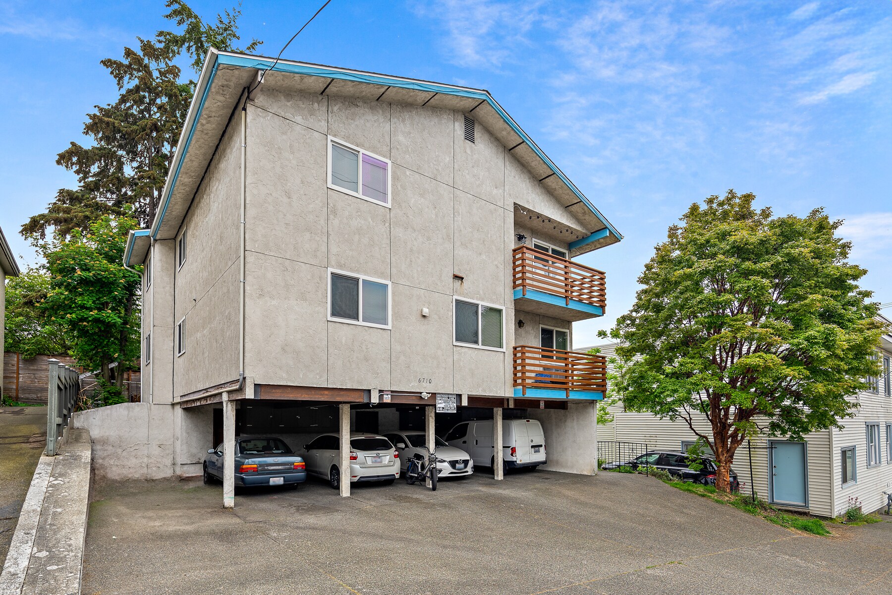 6710 24th Ave NW, Seattle, WA à vendre Photo du bâtiment- Image 1 de 1