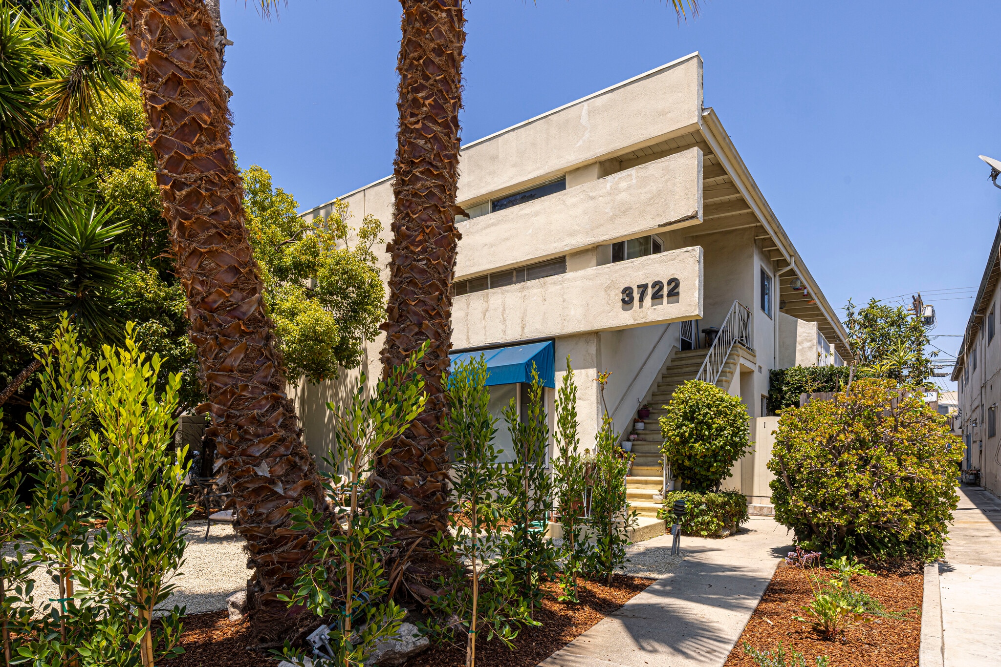 3722 Mentone Ave, Los Angeles, CA for sale Building Photo- Image 1 of 17