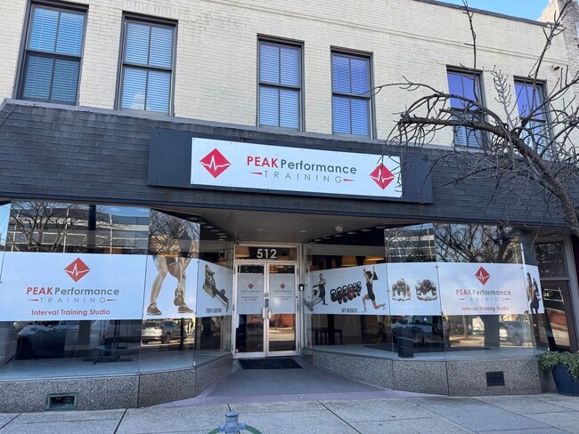 Plus de détails pour 512 S Conkling St, Baltimore, MD - Commerce de détail à louer