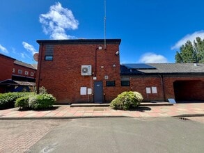 Kingsway S, Gateshead for lease Interior Photo- Image 2 of 13