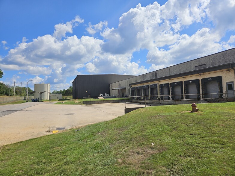 1904 W Clark Rd, Clarksville, AR for sale - Building Photo - Image 3 of 9