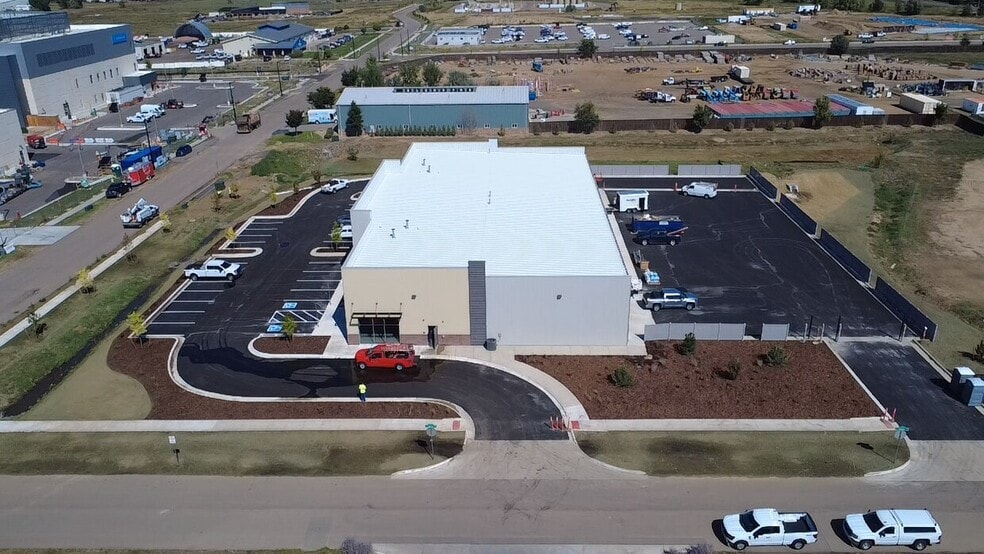 4881 Eagle Blvd, Longmont, CO for sale - Building Photo - Image 3 of 8