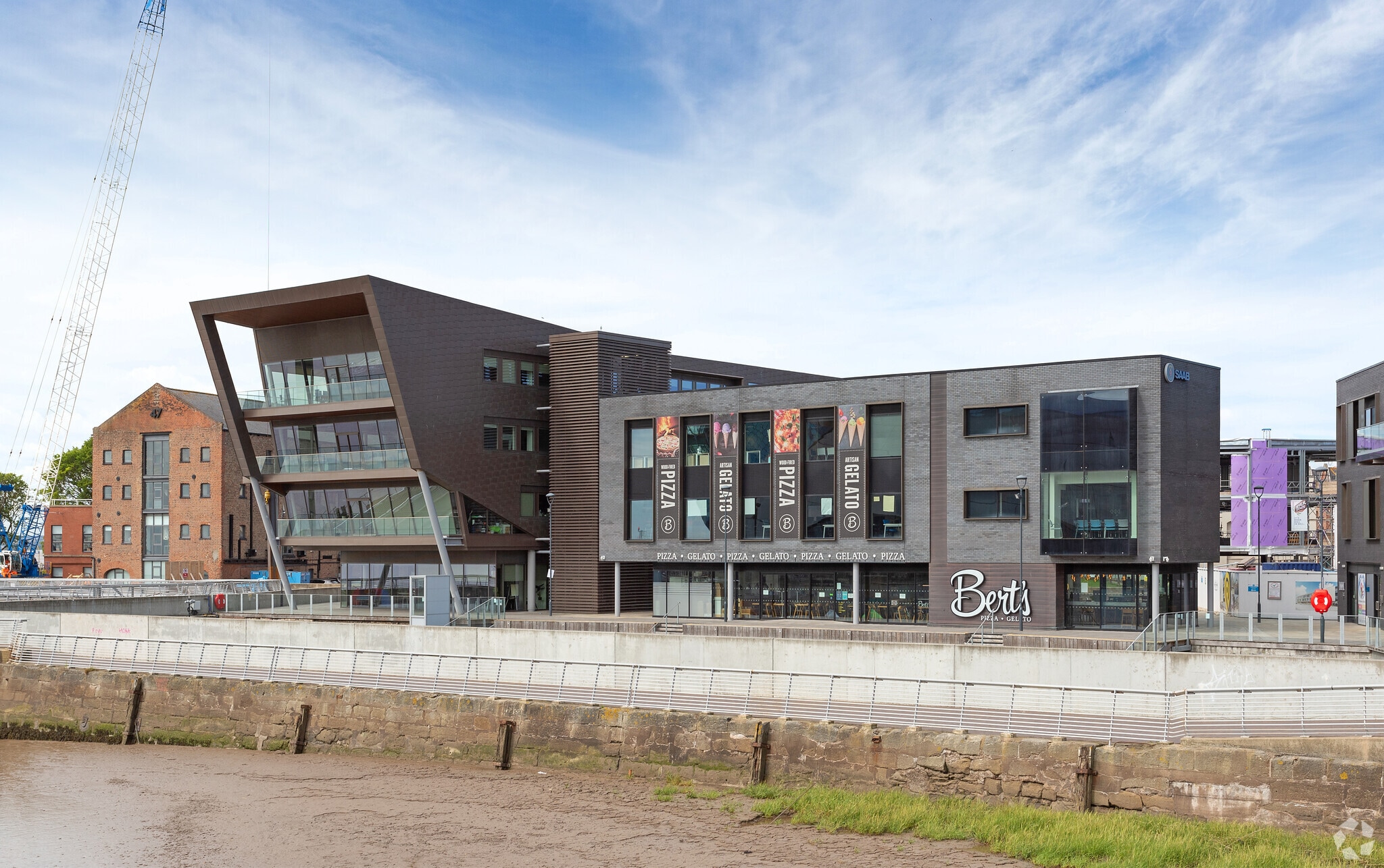 Fruit Mark, Hull for lease Building Photo- Image 1 of 3