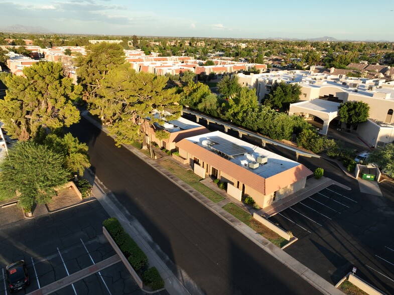 3226 N Miller Rd, Scottsdale, AZ à louer - Photo principale - Image 1 de 41