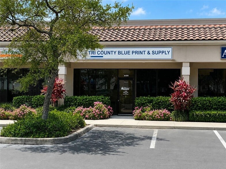 3940 Radio Rd, Naples, FL for sale - Building Photo - Image 1 of 13