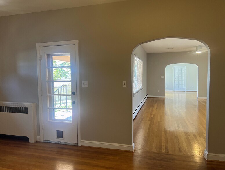 1524 Patrick Rd NE, Roanoke, VA à louer - Photo du bâtiment - Image 2 de 6