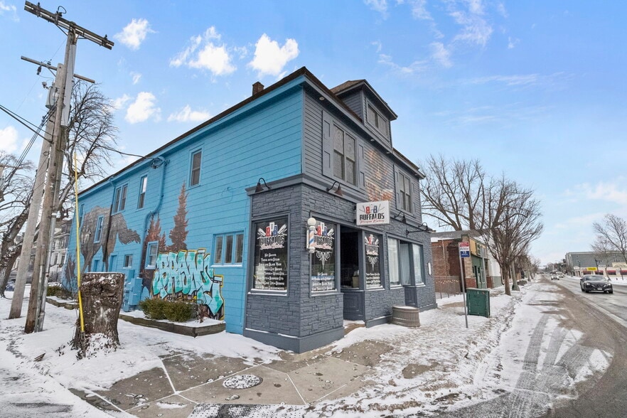 2096 Seneca St, Buffalo, NY à vendre - Photo du bâtiment - Image 2 de 12