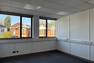 378-380 Charminster Rd, Bournemouth for lease Interior Photo- Image 2 of 3