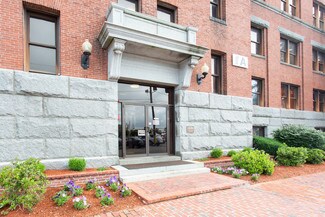 Plus de détails pour 1 Westinghouse Plz, Hyde Park, MA - Bureau à louer