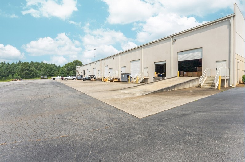 480 Brogdon Rd, Suwanee, GA for lease - Building Photo - Image 2 of 8