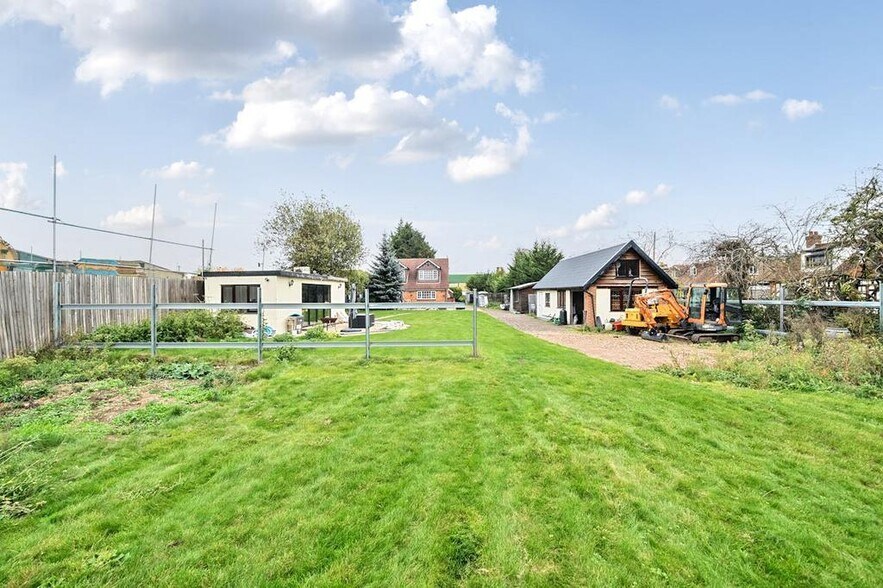 Far View The Common, West Drayton à vendre - Photo du bâtiment - Image 3 de 18