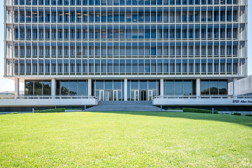 2727 Allen Pky, Houston, TX for lease - Building Photo - Image 2 of 5
